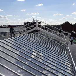 Traveling crossover stairs and platforms for window cleaning Traveling crossover stairs and platform for window cleaning.